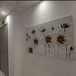 아파트 Centre Point Comfort 세인트폴스베이
