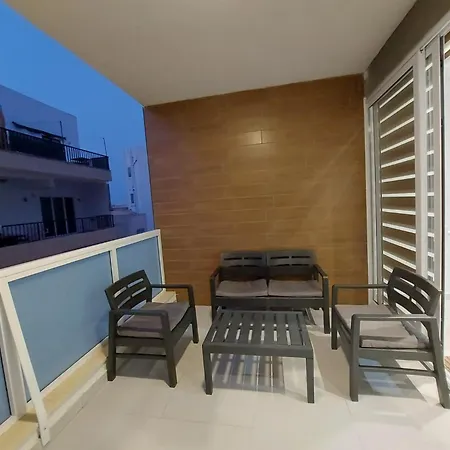 Centre Point Comfort Apartment