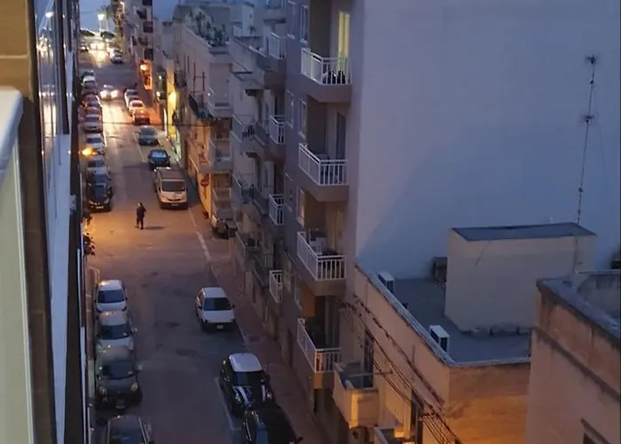 Centre Point Comfort * St Paul's Bay