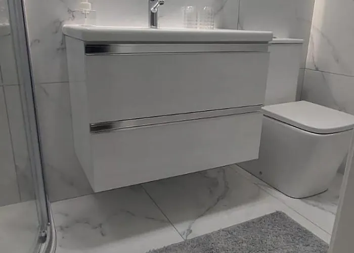 Centre Point Comfort St Paul's Bay